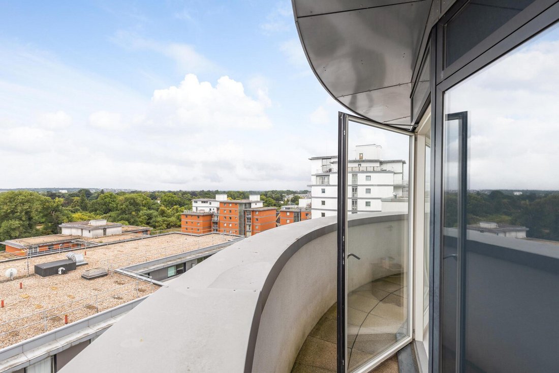 Apartment in Little Ealing, Hounslow, England 4 - 16043855