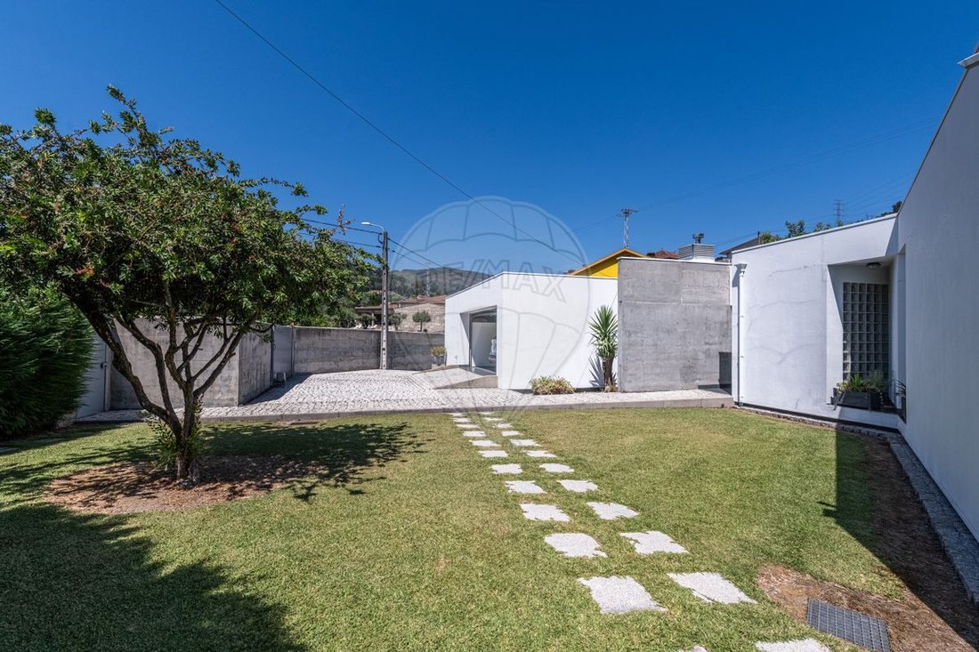 House in Parada de Bouro, Braga, Portugal 3 - 16044171