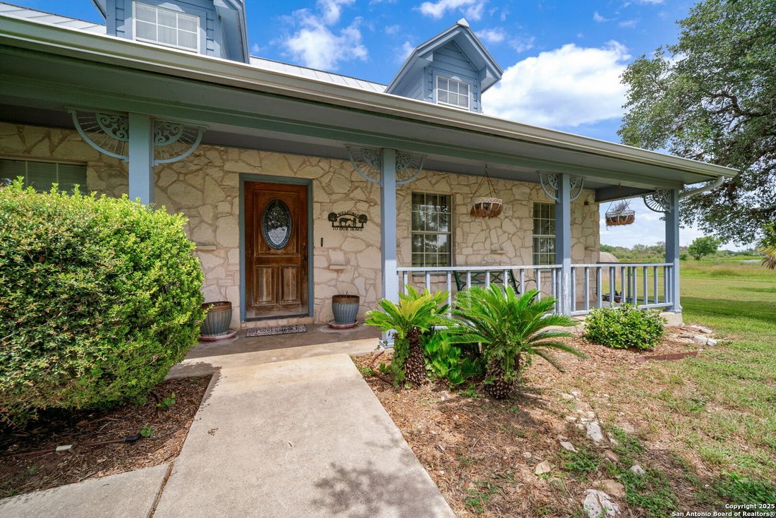 Farm Ranch in Cibolo, Texas, United States 4 - 16044487