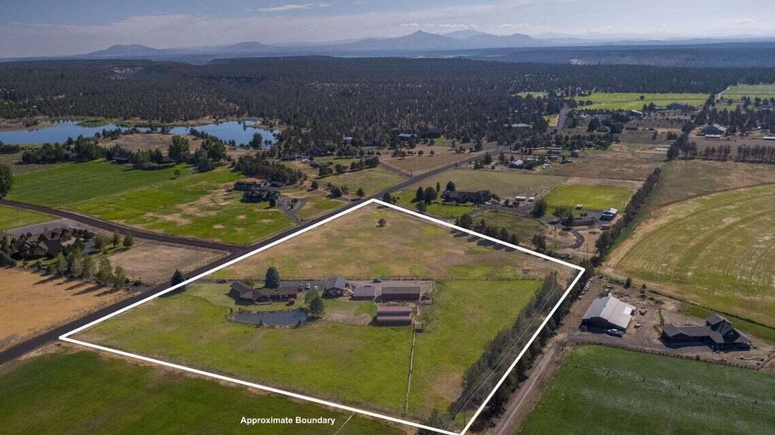 House in Sisters, Oregon, United States 4 - 16044262
