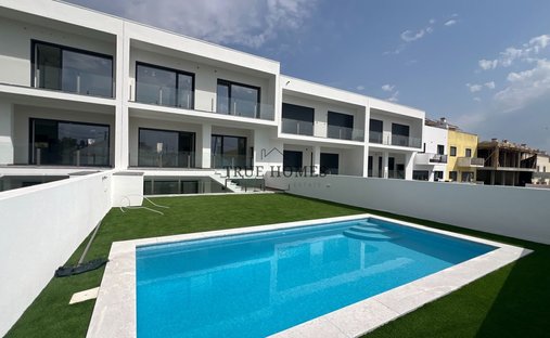 Haus in Almada, Cova da Piedade, Pragal und Cacilhas, Setúbal Municipality, Portugal 1
