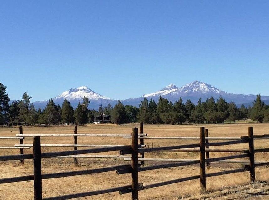 House in Sisters, Oregon, United States 2 - 16044262