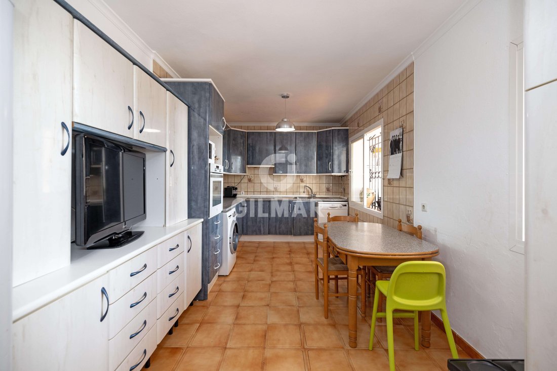 Villa in Estepona, Andalusia, Spain 5 - 16043067