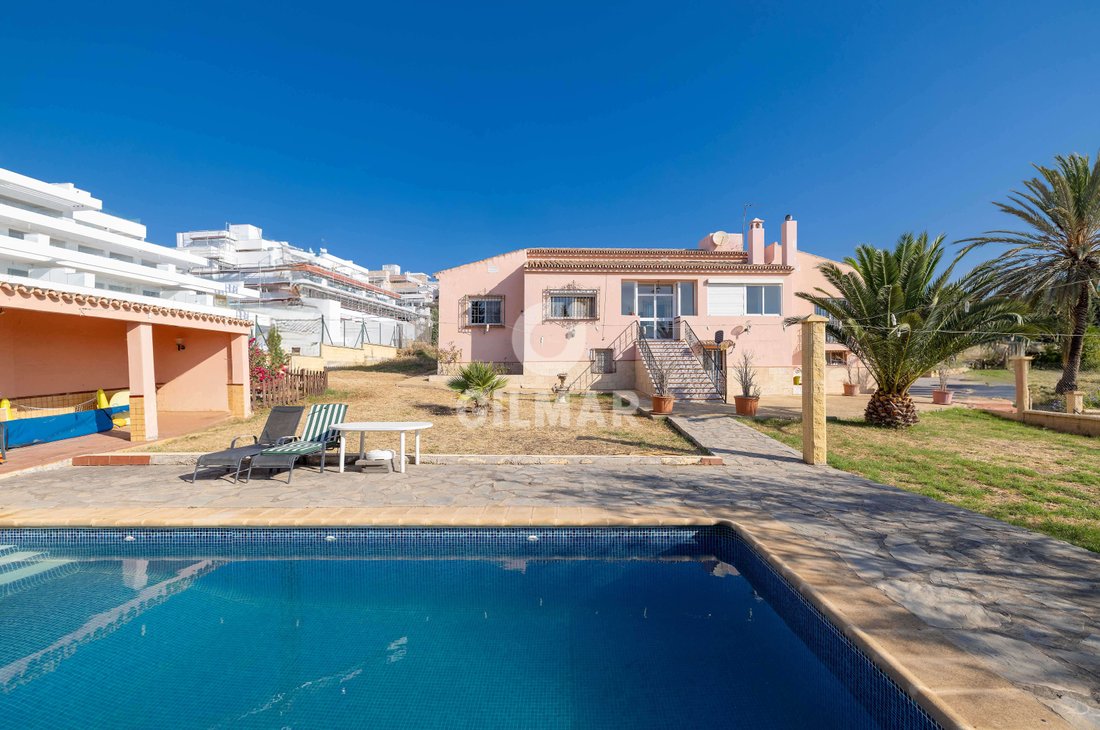 Villa in Estepona, Andalusia, Spain 1 - 16043067
