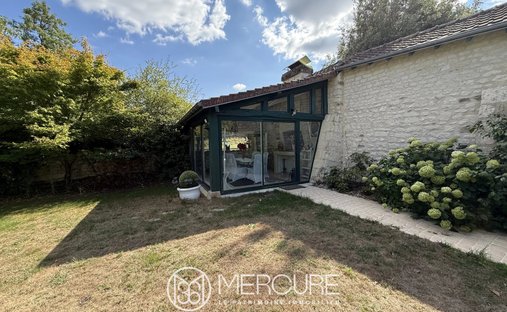 Vienne Department (86) 19th And 20th Century Chateau 345 Acres Of Land