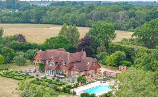 House in Ecchinswell, England 1