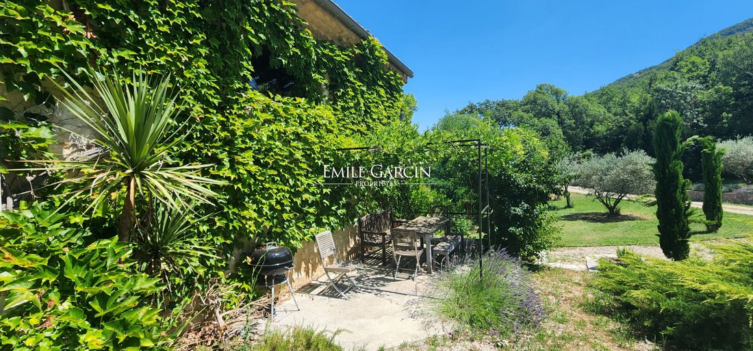 Villa in Noyers-sur-Jabron, Provence-Alpes-Côte d'Azur, France 4 - 16044854