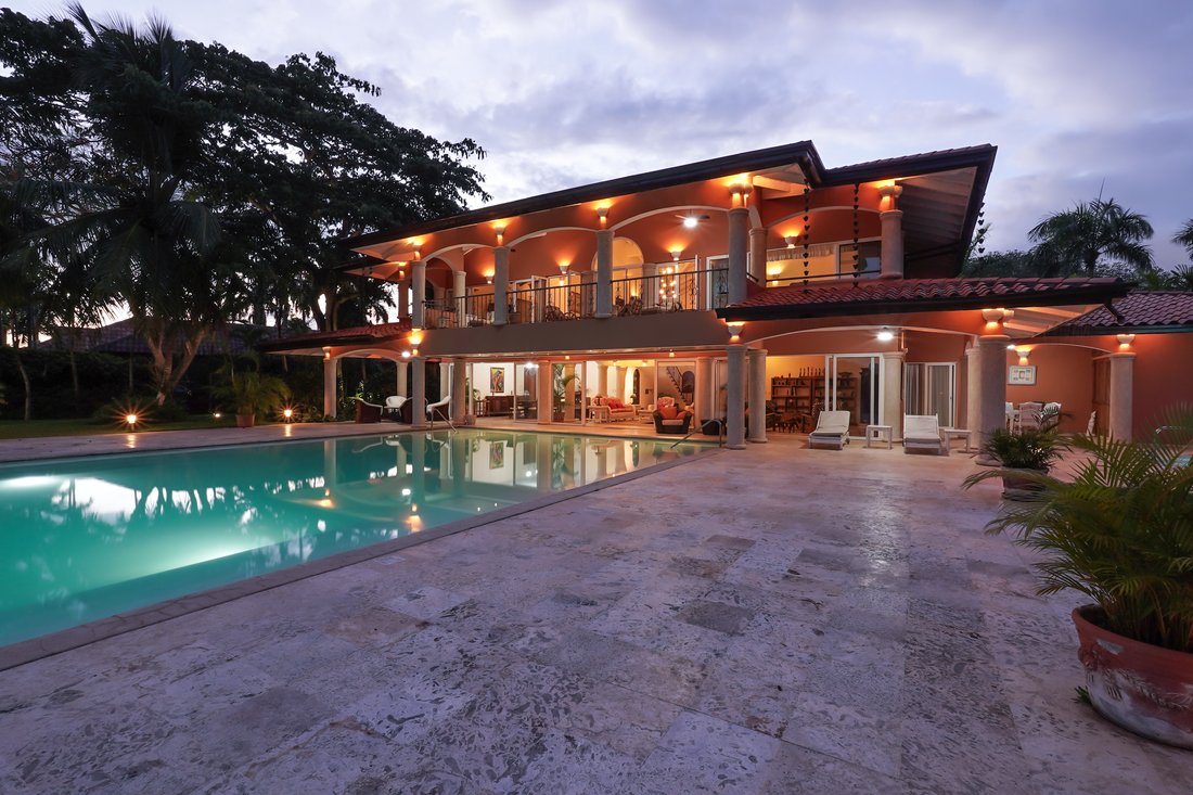 Villa in La Romana, La Altagracia Province, Dominican Republic 1 - 16047864