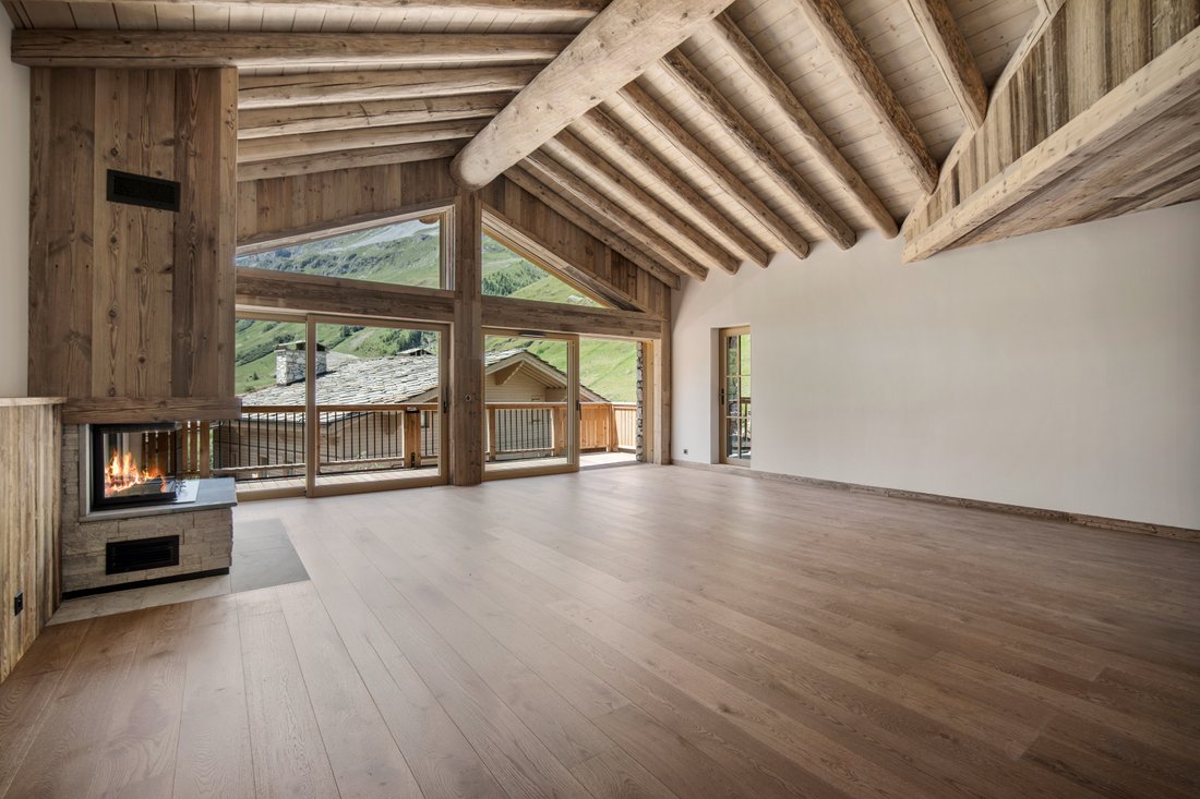 Chalet in Val-d'Isere, Auvergne-Rhône-Alpes, France 1 - 16048878