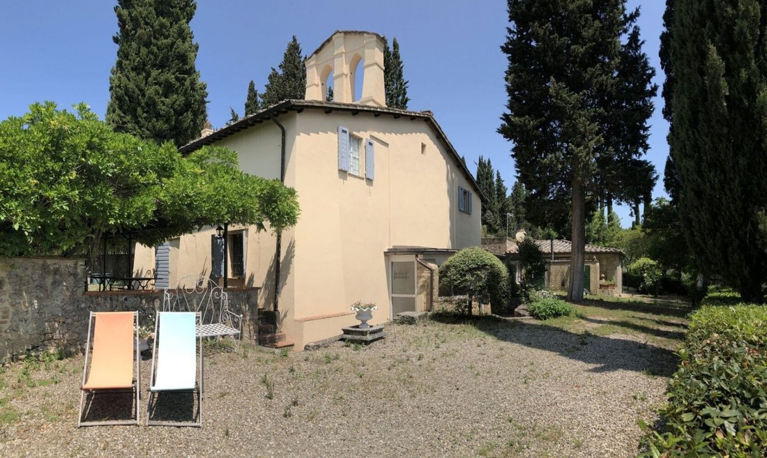 Villa in Siena, Tuscany, Italy 2 - 13854507