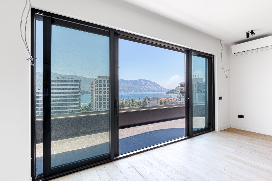 Apartment in Budva, Budva Municipality, Montenegro 1 - 16050978
