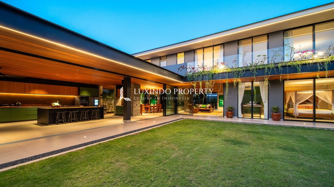 Villa in Kecamatan Denpasar Selatan, Bali, Indonesia 2 - 16050615
