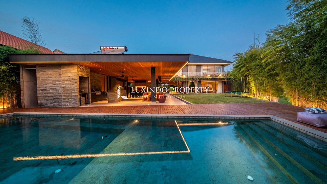 Villa in Kecamatan Denpasar Selatan, Bali, Indonesia 1 - 16050615