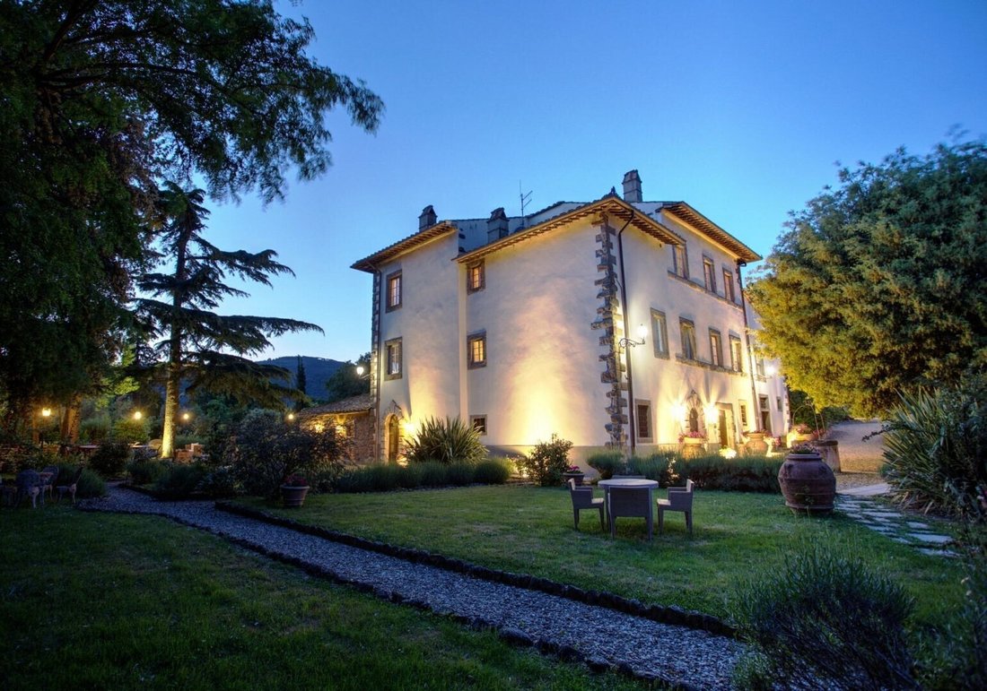 Villa in Center, Cortona, Tuscany 2 - 11760180