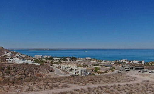 Land in La Paz, Baja California Sur, Mexico 1