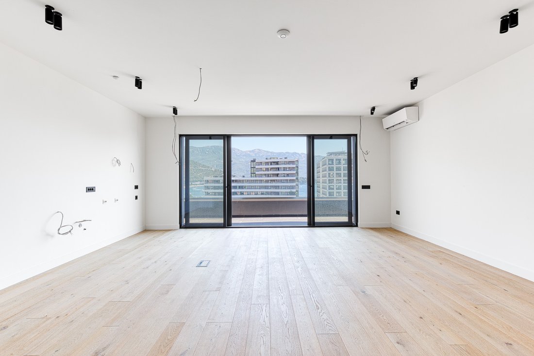 Apartment in Budva, Budva Municipality, Montenegro 4 - 16050978