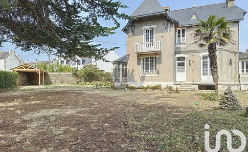 House in Ouest, Quiberon, France 1