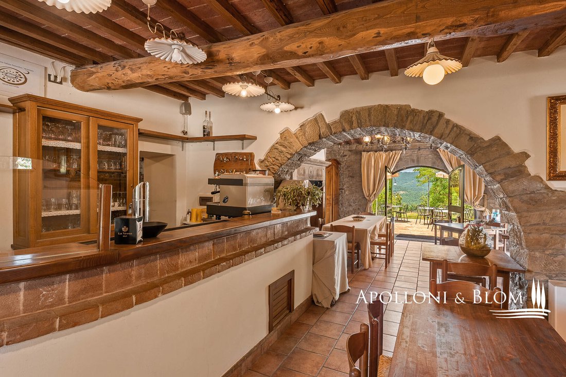 House in Center, Arezzo, Tuscany 2 - 11760173