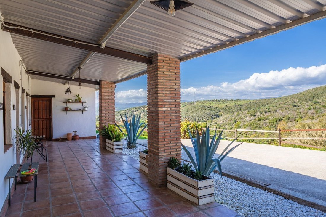 Finca in Casares, Andalusia, Spain 2 - 16048150