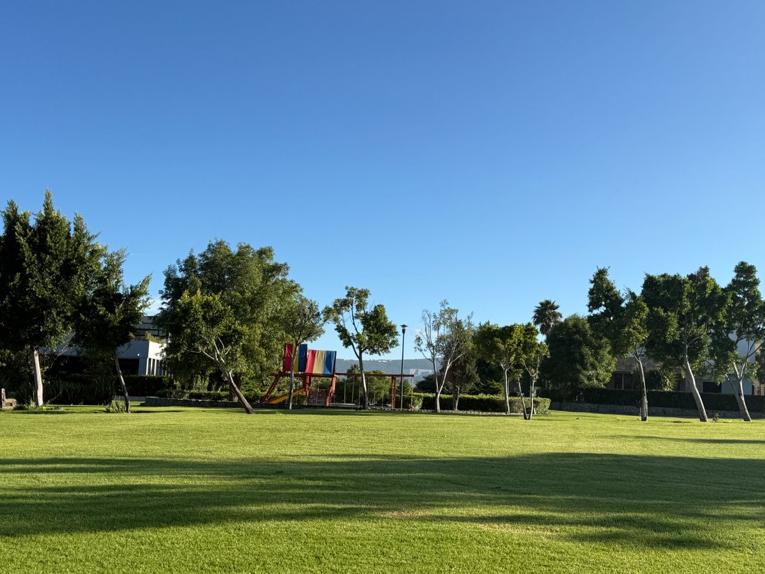 Land in Santiago de Querétaro, Querétaro, Mexico 5 - 16048576