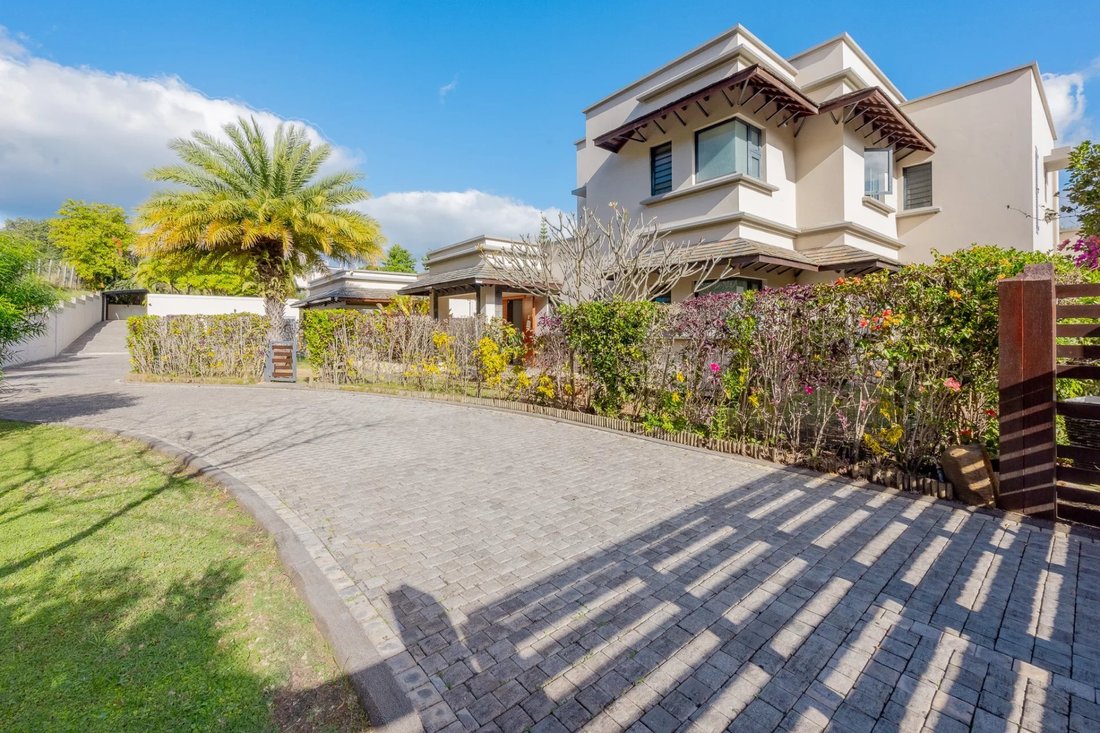 Villa in La Preneuse, Rivière Noire District, Mauritius 4 - 16048143