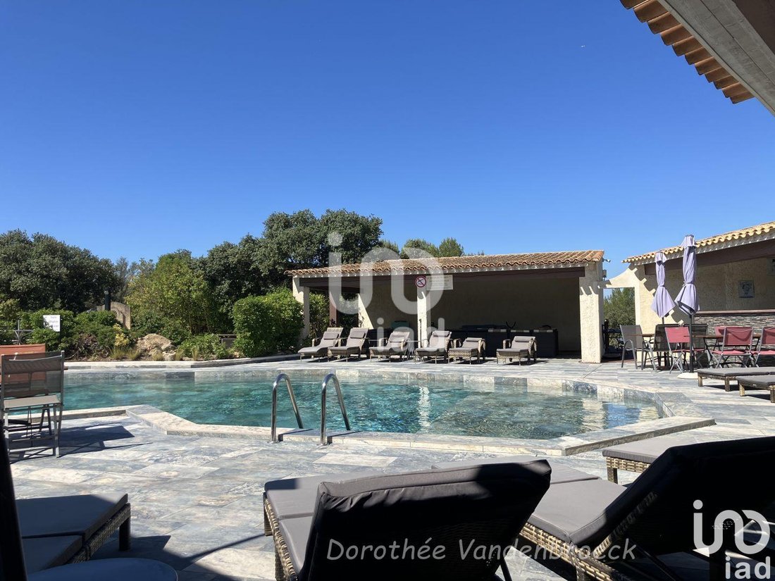Salon-de-Provence, Provence-Alpes-Côte d'Azur, France 3 - 16049050
