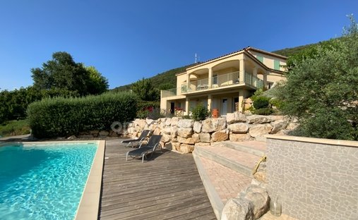 Villa in Oraison, Provence-Alpes-Côte d'Azur, France 1