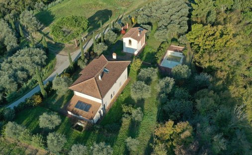 Villa in Palaia, Tuscany, Italy 1