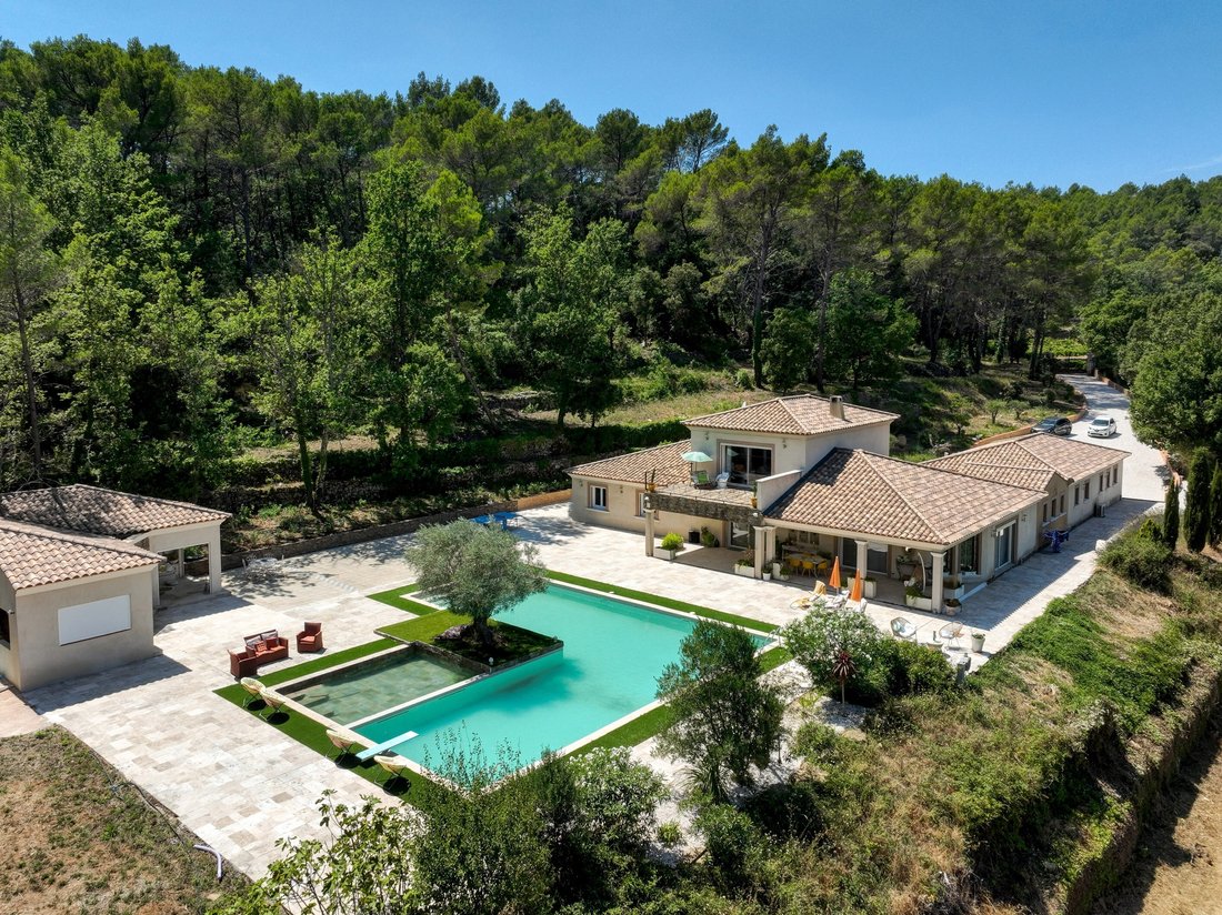 House in Besse-sur-Issole, Provence-Alpes-Côte d'Azur, France 2 - 16050433