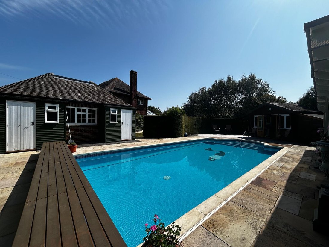 House in Bembridge, England 5 - 15565418