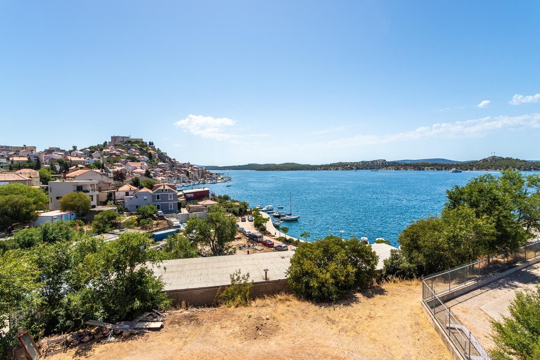 Wohnung in Gradska cetvrt Crnica, Šibenik, Gespanschaft Šibenik-Knin 1 - 16049674