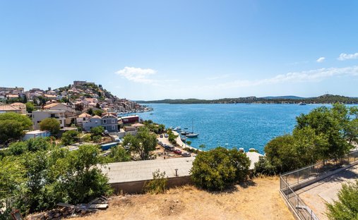 Apartment in Gradska cetvrt Crnica, Sibenik, Sibenik-Knin County 1