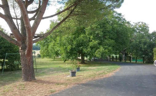 6 Room House With Terrace Near Beziers The House