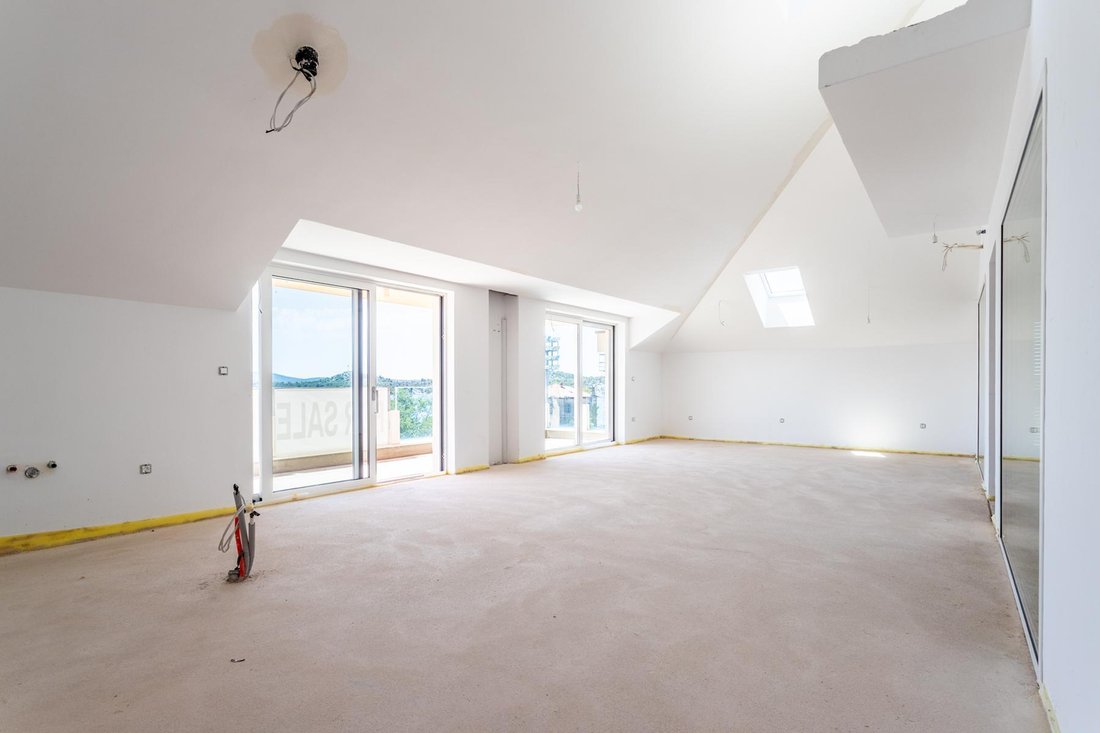 Wohnung in Gradska cetvrt Crnica, Šibenik, Gespanschaft Šibenik-Knin 3 - 16049674