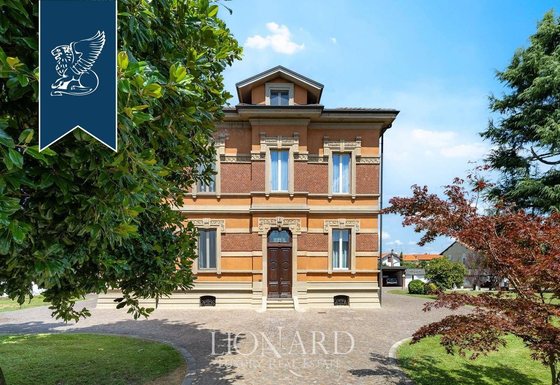 Villa in Cassolnovo, Lombardy, Italy 2 - 16049605