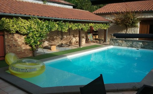 6 Room House With Terrace Near Beziers The House