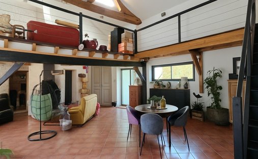 6 Room House With Terrace Near Beziers The House