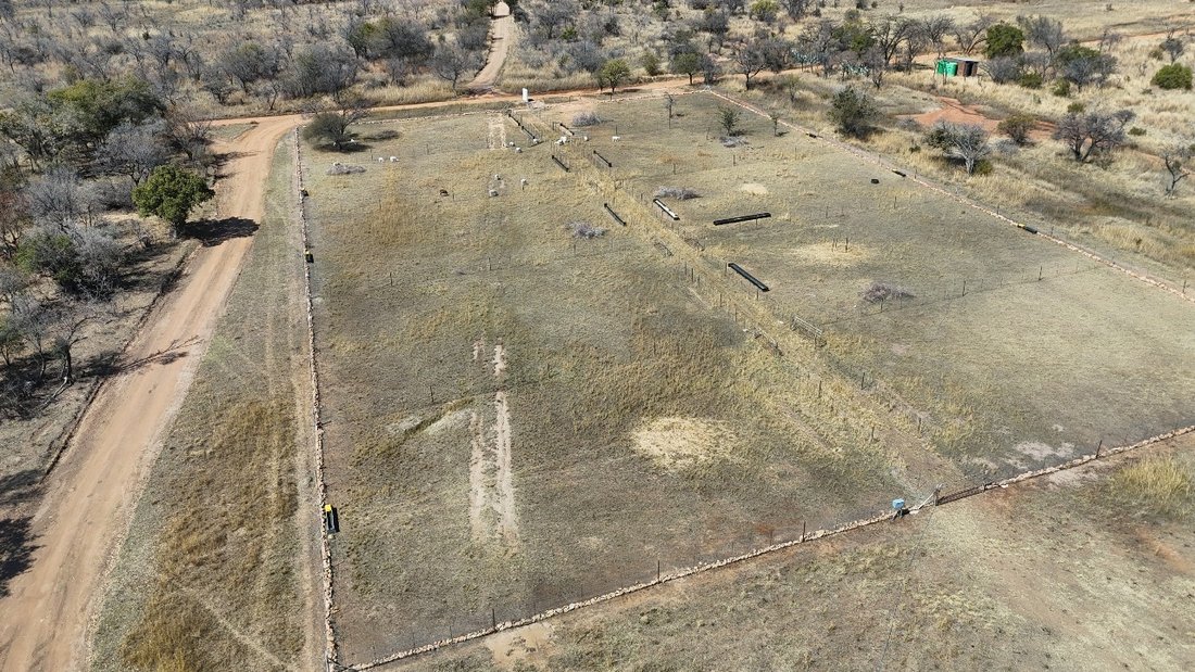 Farm Ranch in Bela-Bela, Limpopo, South Africa 3 - 15881024