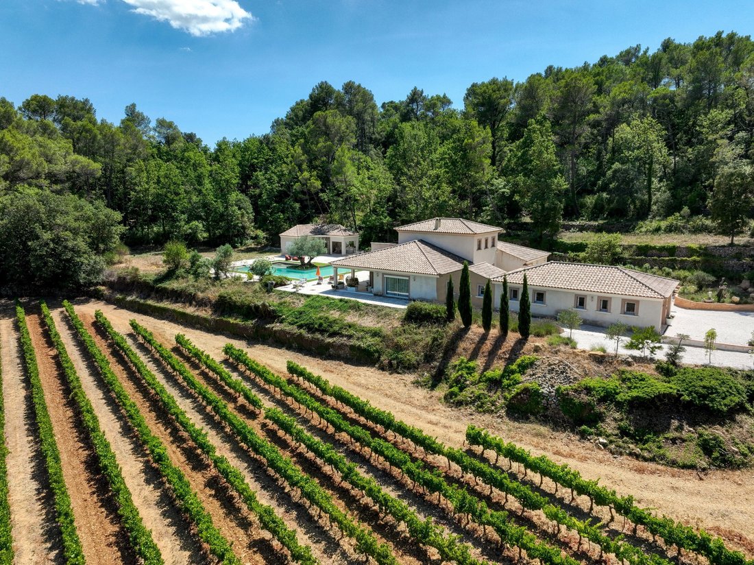 House in Besse-sur-Issole, Provence-Alpes-Côte d'Azur, France 3 - 16050433