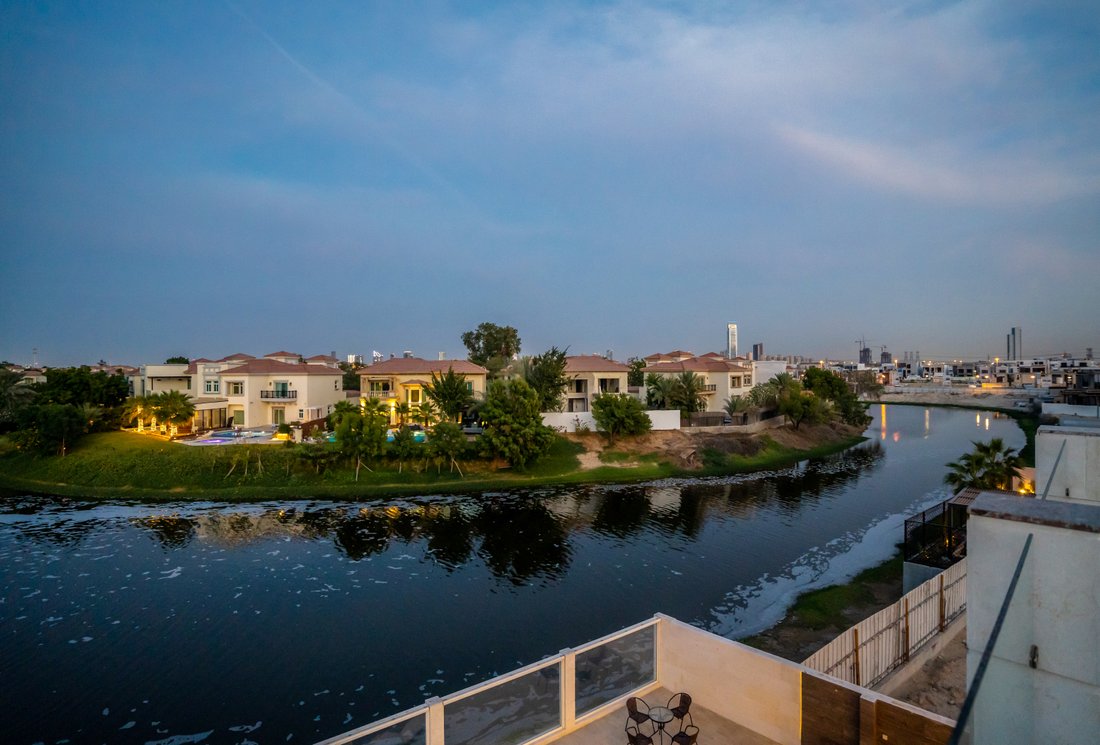 Villa in Jumeirah Park, Dubai, United Arab Emirates 2 - 16052484