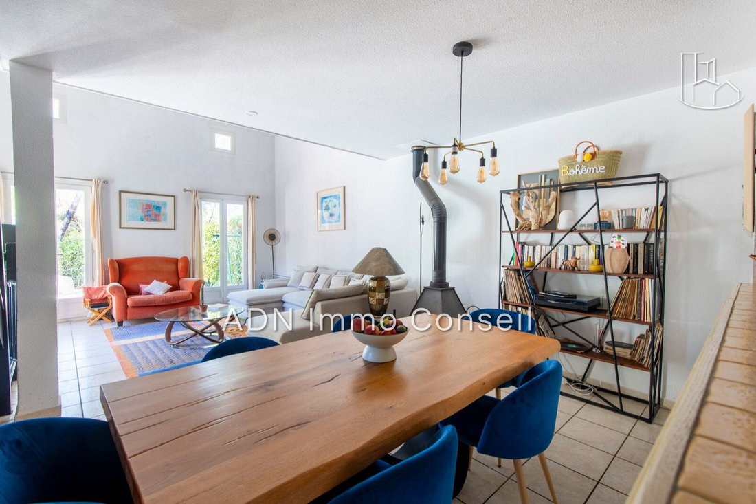 Villa in Mallemort, Provence-Alpes-Côte d'Azur, France 4 - 16051498