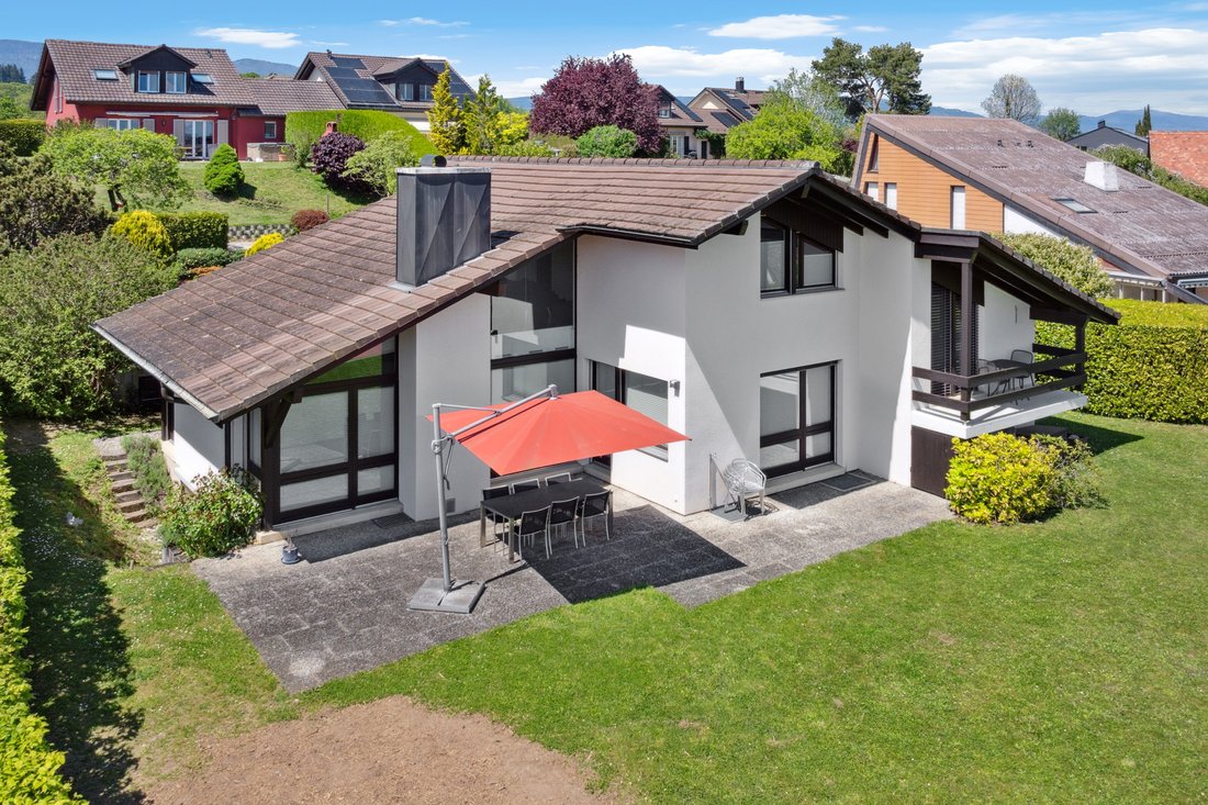 Beautiful Detached Villa On A Plot Of Over 2,000 M²!