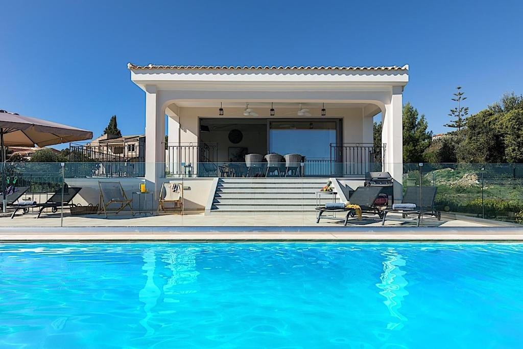 Villa in Corfu, Peloponnese, Western Greece and the Ionian, Greece 2 - 16052696