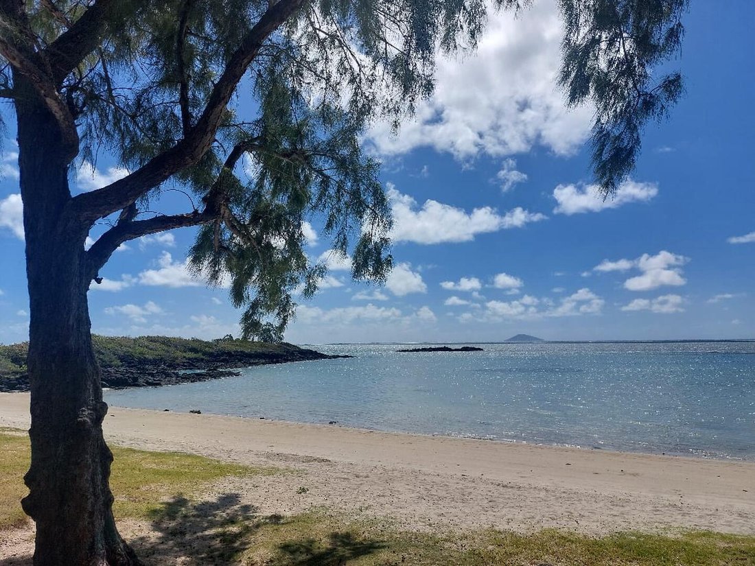 Apartment in Grand Gaube, Rivière du Rempart District, Mauritius 4 - 16052888