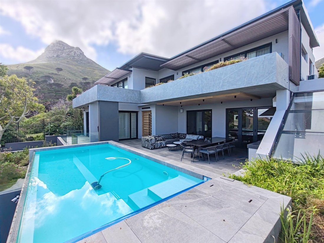 House in Camps Bay, Cape Town, South Africa 2 - 16054053