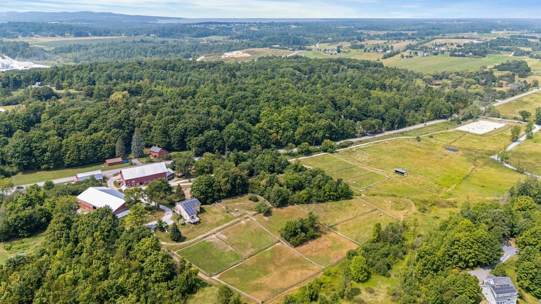 House in Shelburne, Vermont, United States 3 - 16053432