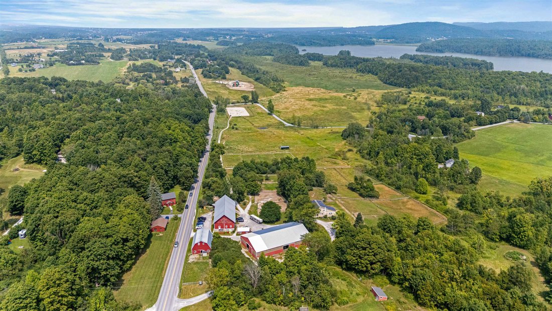 House in Shelburne, Vermont, United States 1 - 16053432