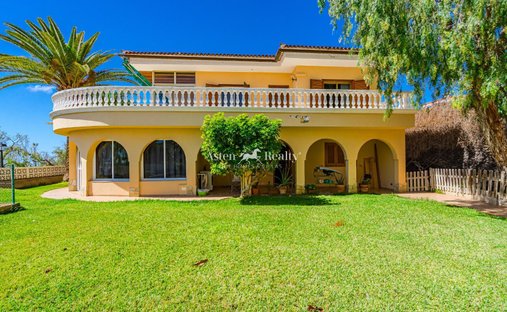 Villa in Arona, Kanarische Inseln, Spanien 1