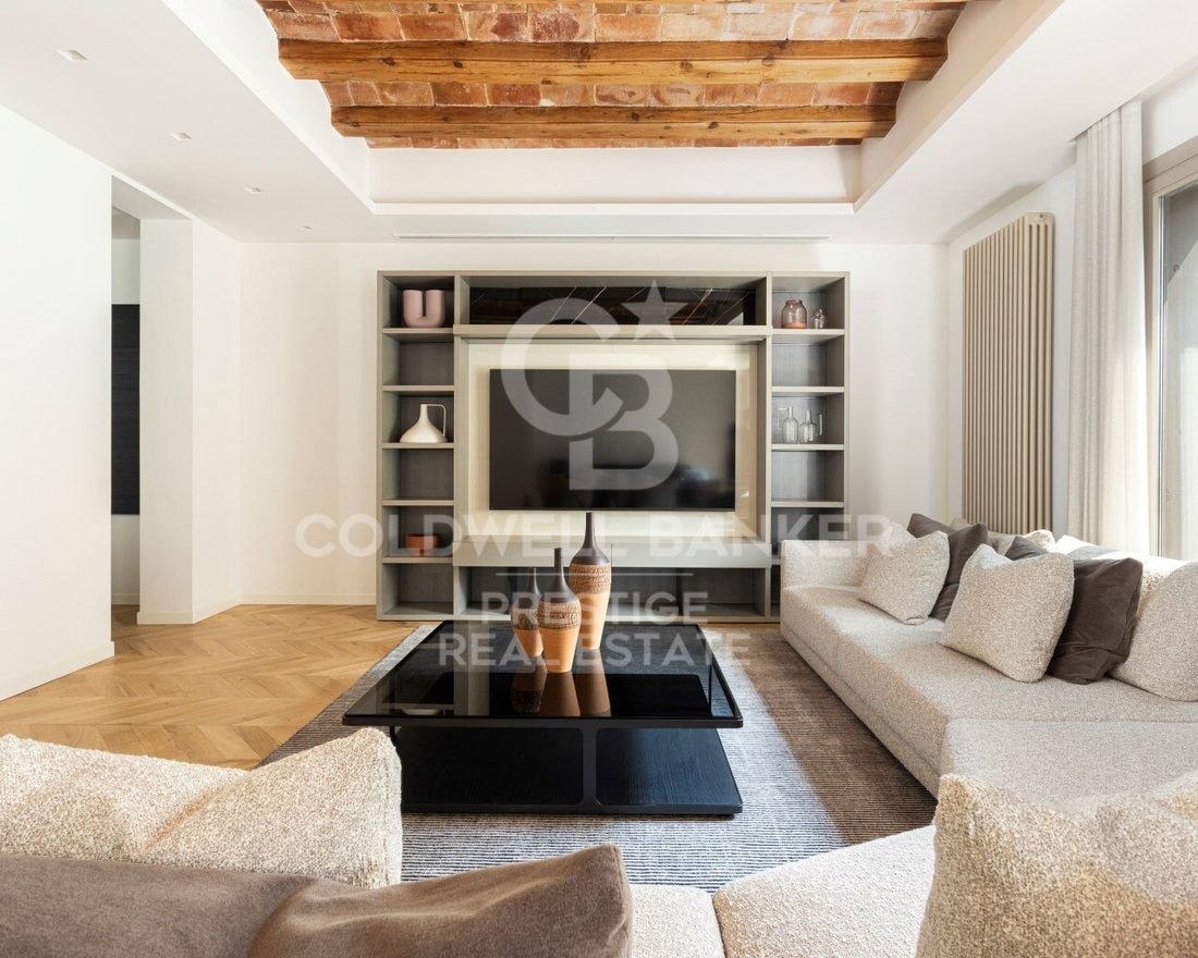 Apartment in Eixample, Barcelona, Spain 5 - 16053216