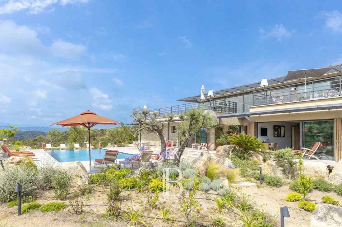 Villa in Bonifacio / Bunifaziu, Corsica, France 3 - 16053011